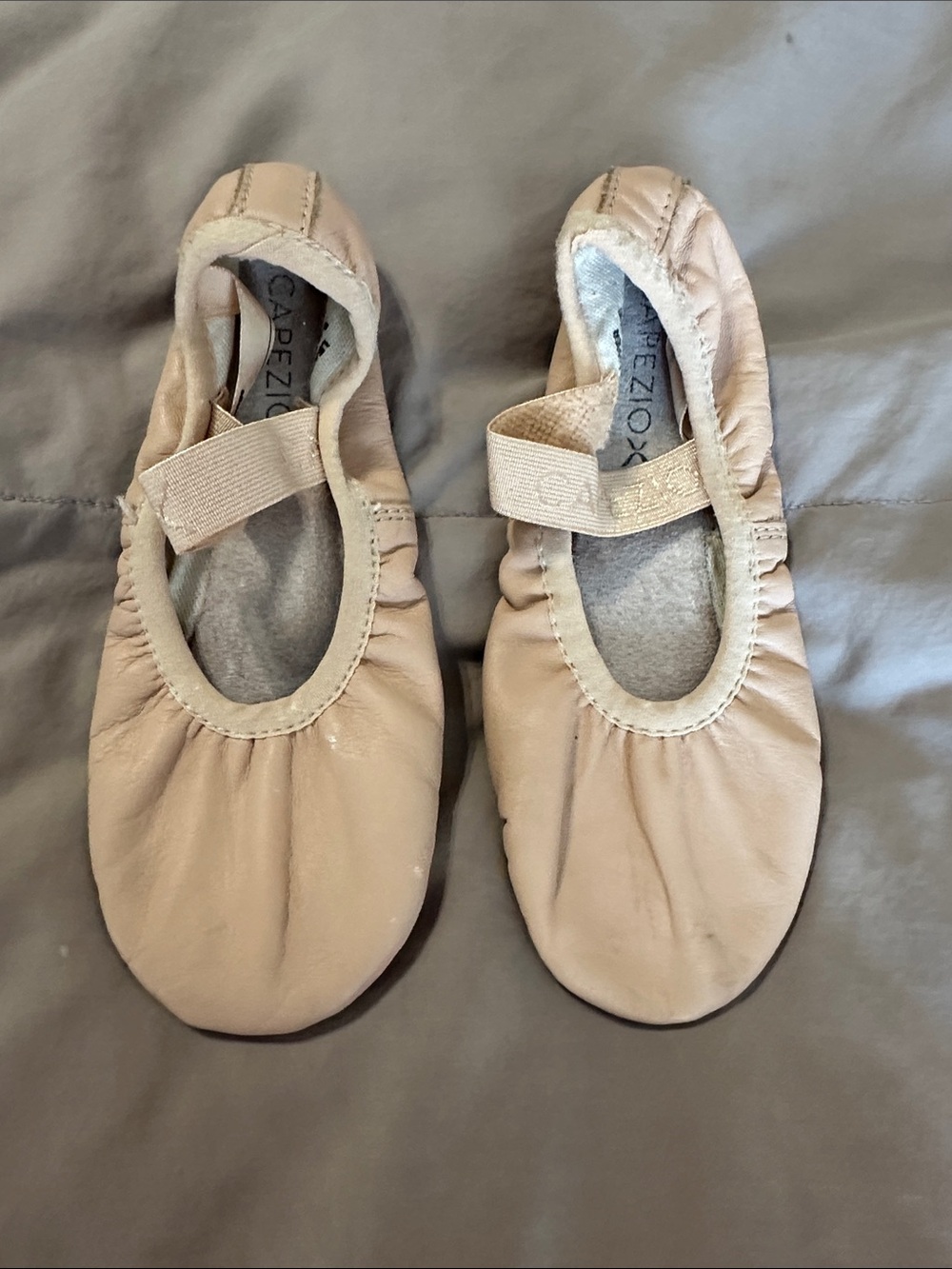Capezio Kids Ballet Flats in Beige with Elastic Strap
